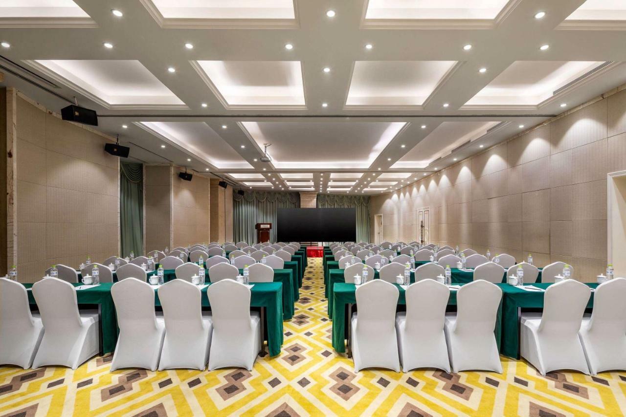 Ramada Encore Wyndham Nanning City Center Qingxiu Dış mekan fotoğraf